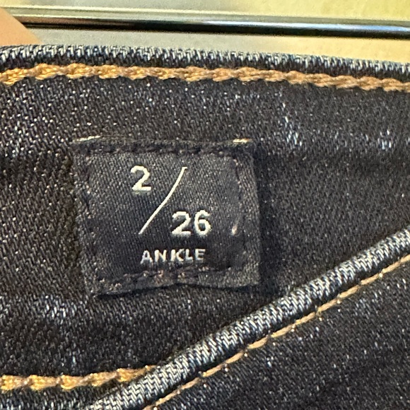 Lucky Brand -Stella Skinny size 2/16. Dark blue wash. - Picture 9 of 10